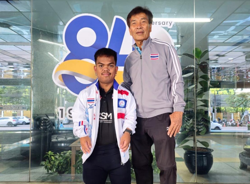 ล็อกซเล่ย์ สนับสนุนนักกีฬาแบดมินตันพาราไทย ร่วมศึกกีฬาคนแคระชิงแชมป์โลก