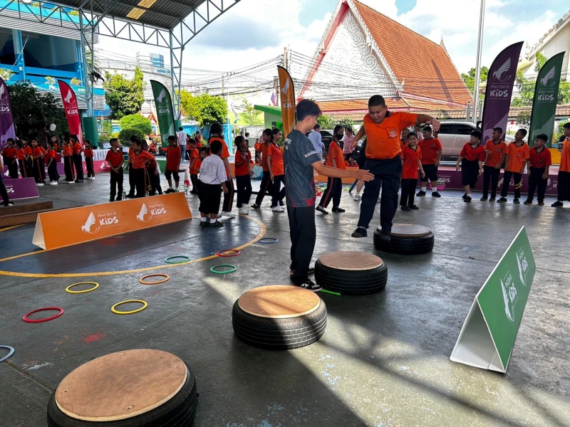 ซีเอสอาร์ ล็อกซเล่ย์ จัด Move For Life พัฒนาทักษะผ่านกีฬาปาร์กัวร์ ให้น้องๆ โรงเรียนวัดคลองเตย