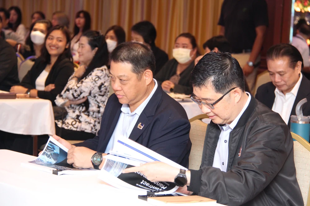 Loxley Hosts “Legal Consideration in Contract Management” Training