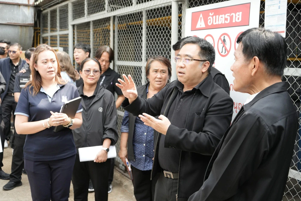 รองผู้ว่าฯ กทม. เยี่ยมชมต้นแบบ บริหารจัดการขยะที่ล็อกซเล่ย์